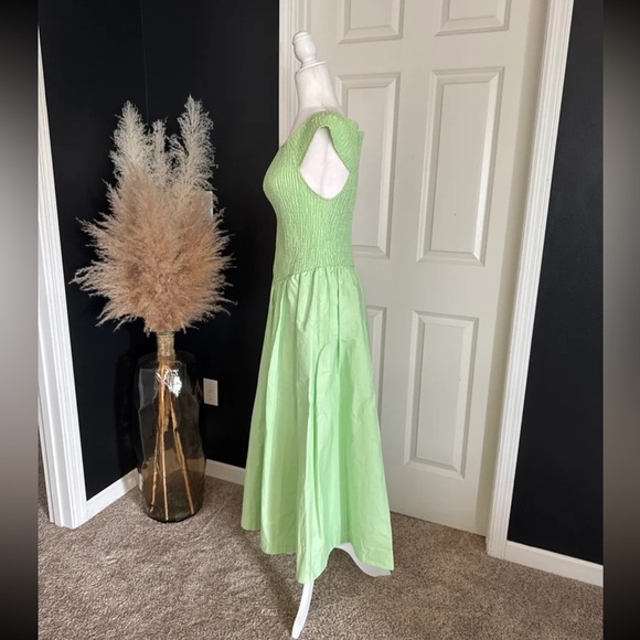 Free People Ceci Smocked Midi Dress Lime Green size Medium - Picture 4 of 12